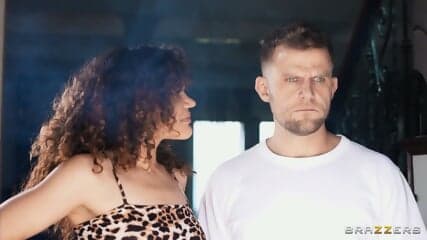 Vince Karter And Bella Rolland Ignite Passion With A Fiery Encounter!