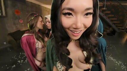 Lucy Mochi Shares A Cock With Her Friends105K3 Days Ago